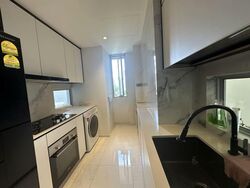 M21 (D11), Apartment #564187301
